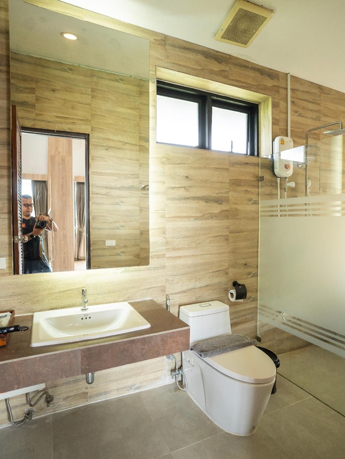 Suite Balcony with garden view