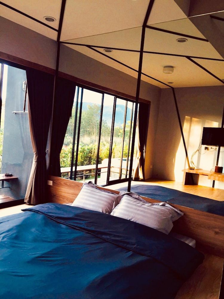 Hyde 198 Homeresort Design Studio 7