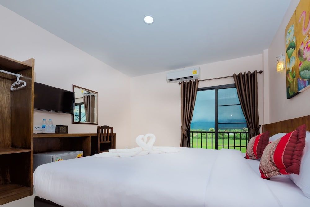 Lampang Vintage Double Room 7