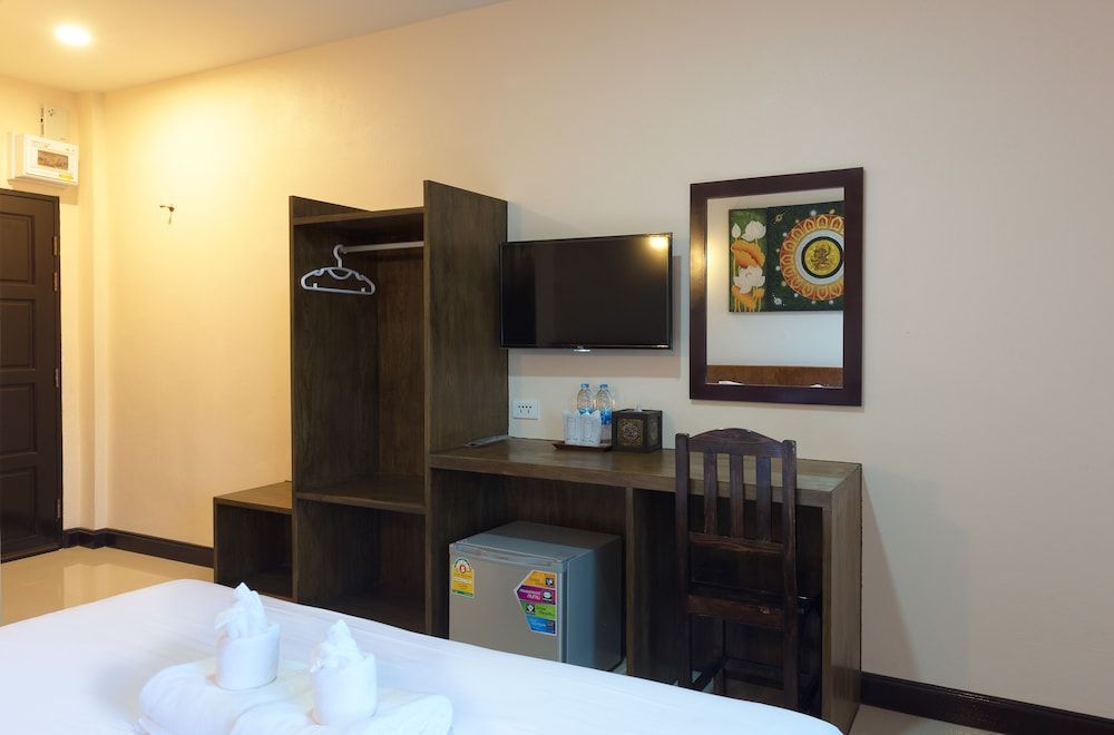 Lampang Vintage Double Room 11