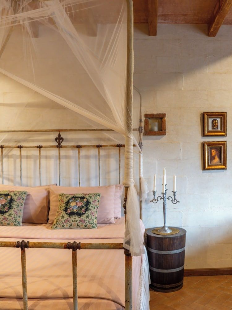 La Toscana Resort Bath Suite 7