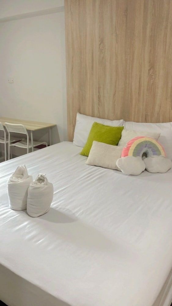 undefined 88 Living 8