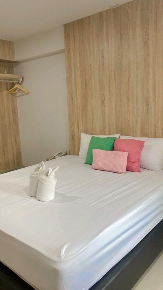 undefined 88 Living 9