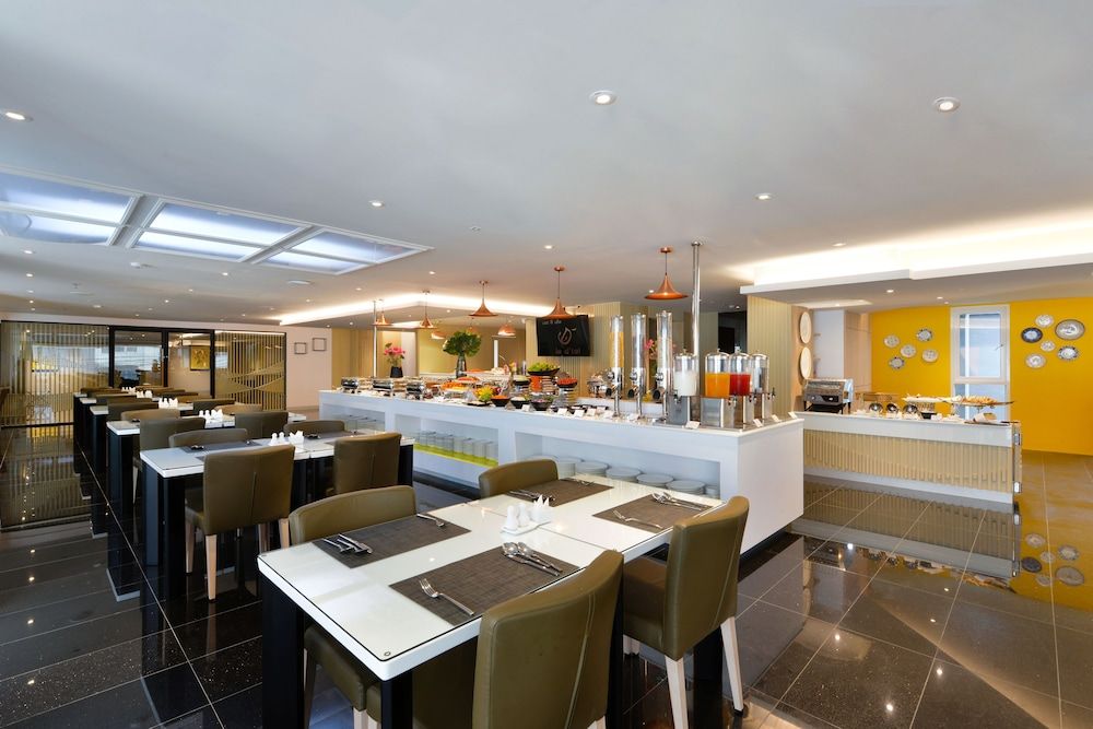 undefined Le D'Tel Bangkok 9