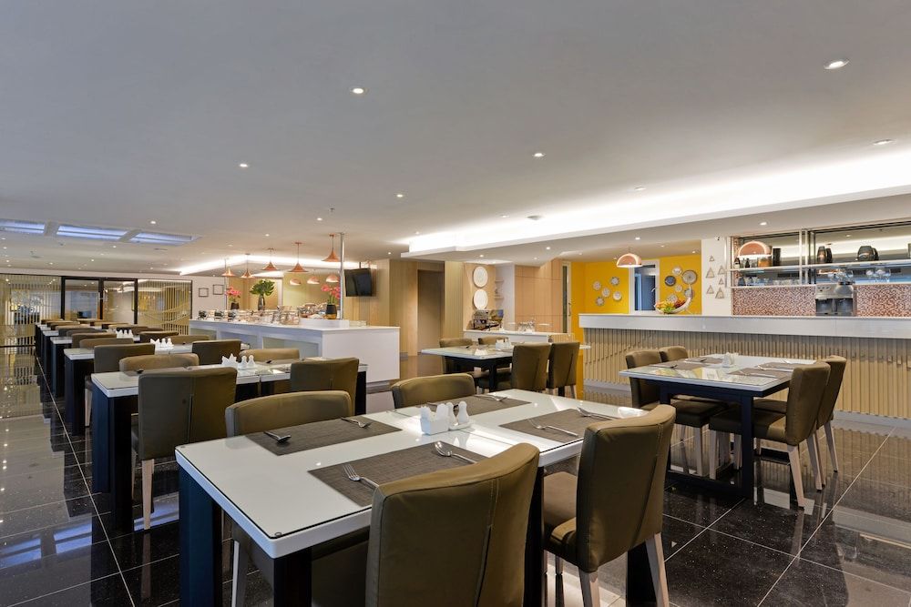 undefined Le D'Tel Bangkok 10