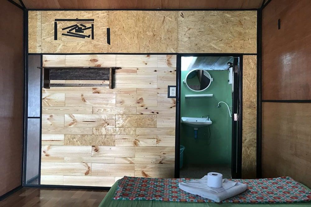 Cafe Del Sunshine - Hostel Standard Double Room with Fan 10