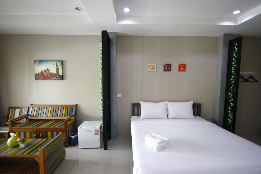 Na Kabin Resort Standard Double Room 6