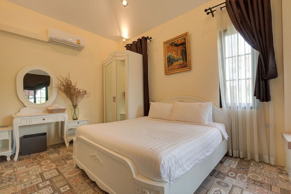 Chateau de Prim Khao Yai Three Bedroom French Cottage 8
