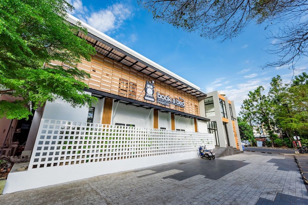 undefined Book a Bed Poshtel - Hostel 2
