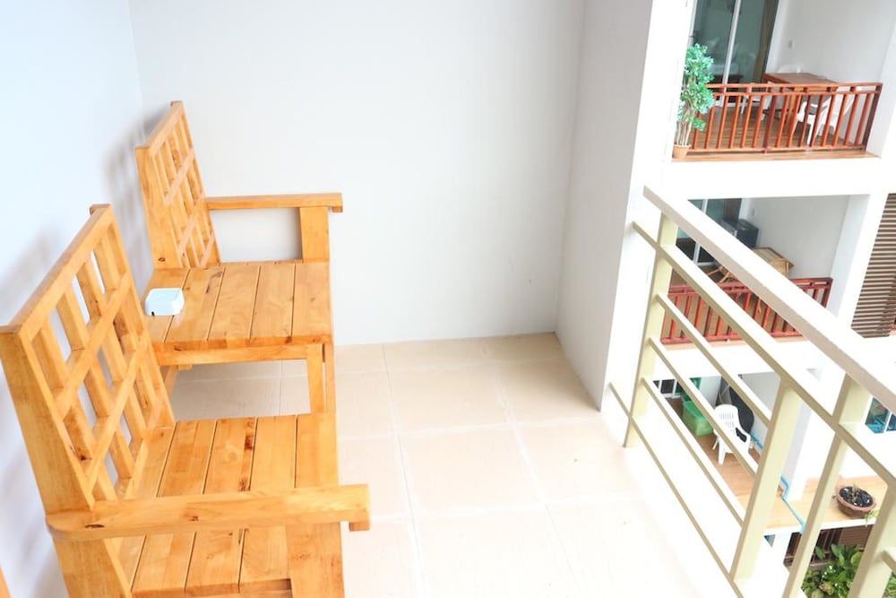 Living Chilled Koh Tao - Hostel Standard Twin Room with Fan 4