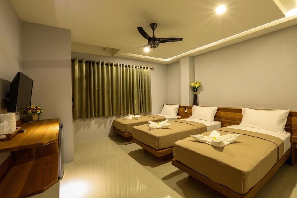 Living Chilled Koh Tao - Hostel Triple Room with Fan
