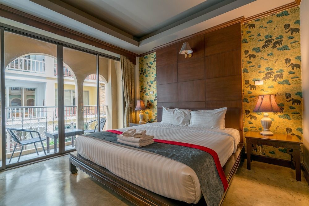 Minatale Phuket Double Room 5