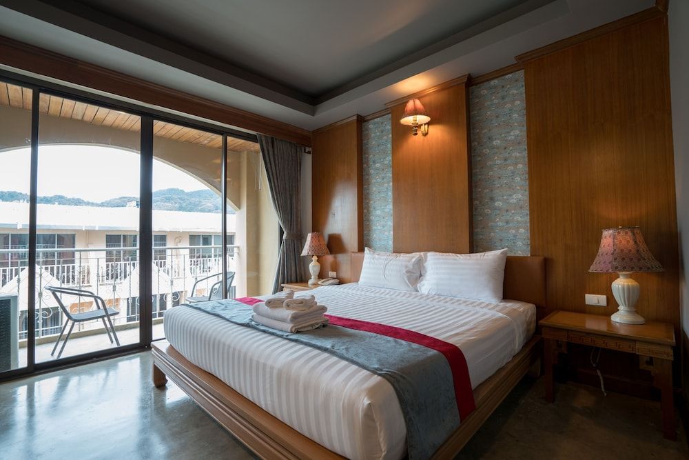 Minatale Phuket Double Room 4