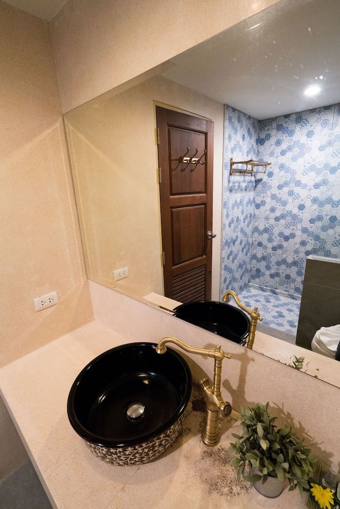 Minatale Phuket Double Room 15