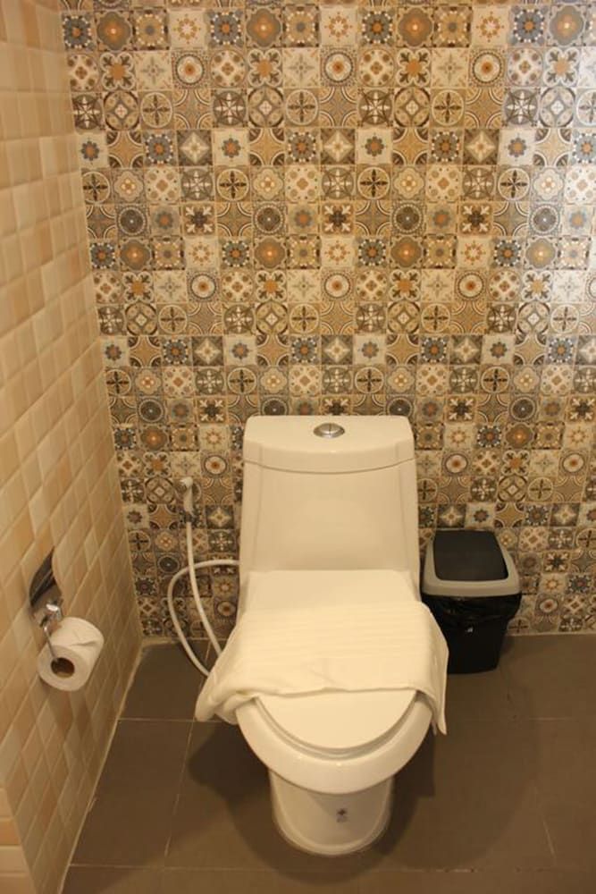 Sleep Inn Phuket Deluxe Double Room with Balcony 5