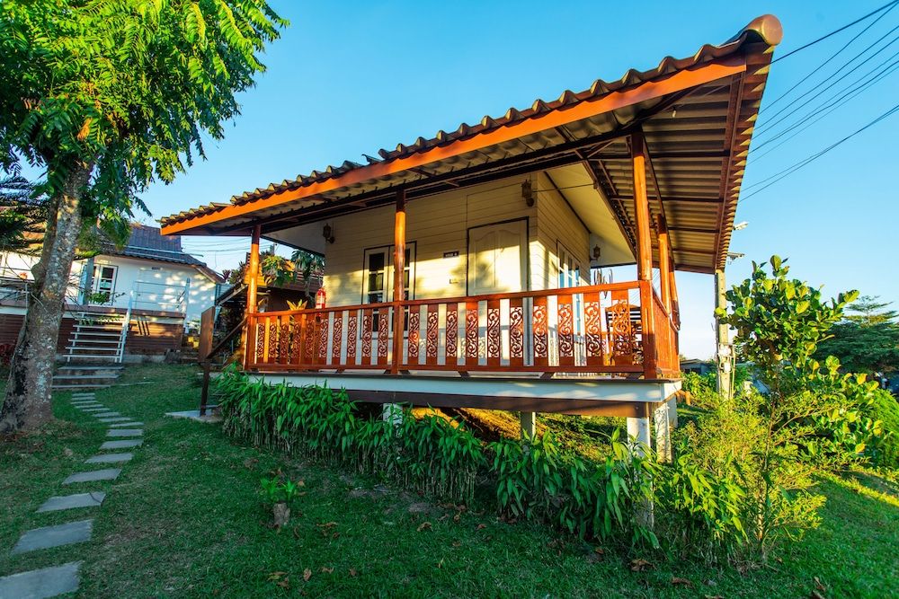 Mossview Resort Standard Cottage, 1 Queen Bed, Non Smoking, Garden Area 6