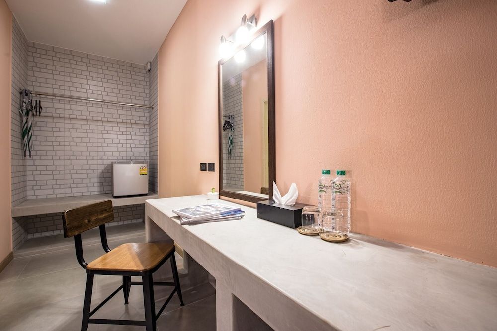 Leaves Valley Resort Romantic Twin Room 2