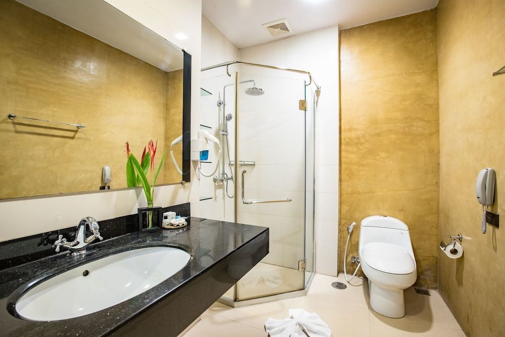 Leaves Valley Resort Superior Double Room 3