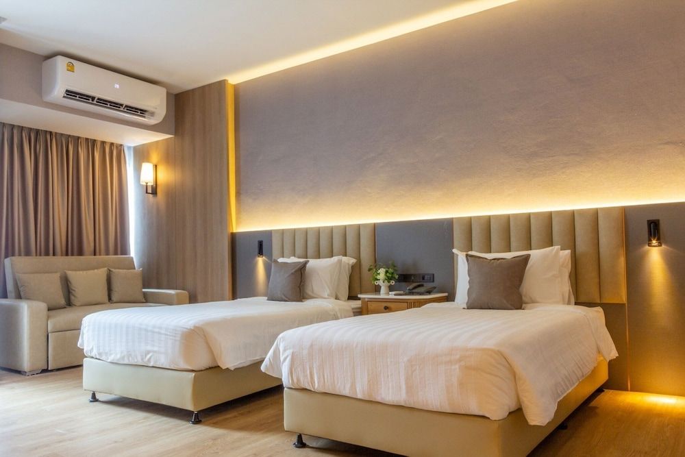 Gassan Khuntan Golf and Resort Deluxe Twin Room 3