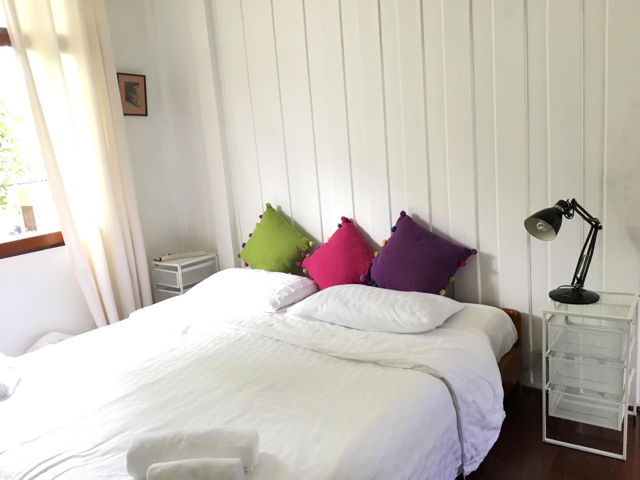 Double Standard Non-Smoking