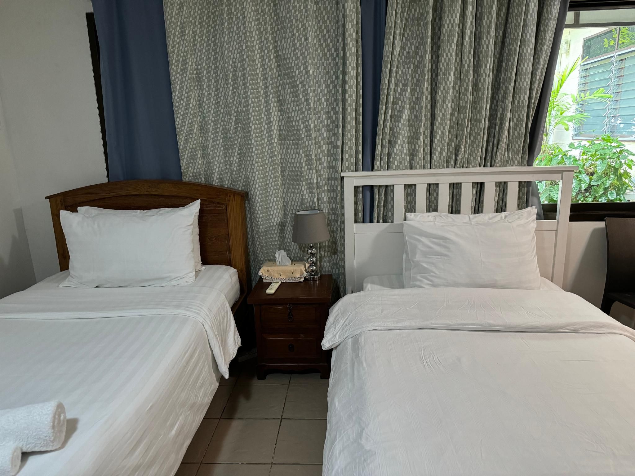 undefined Many Trees 8