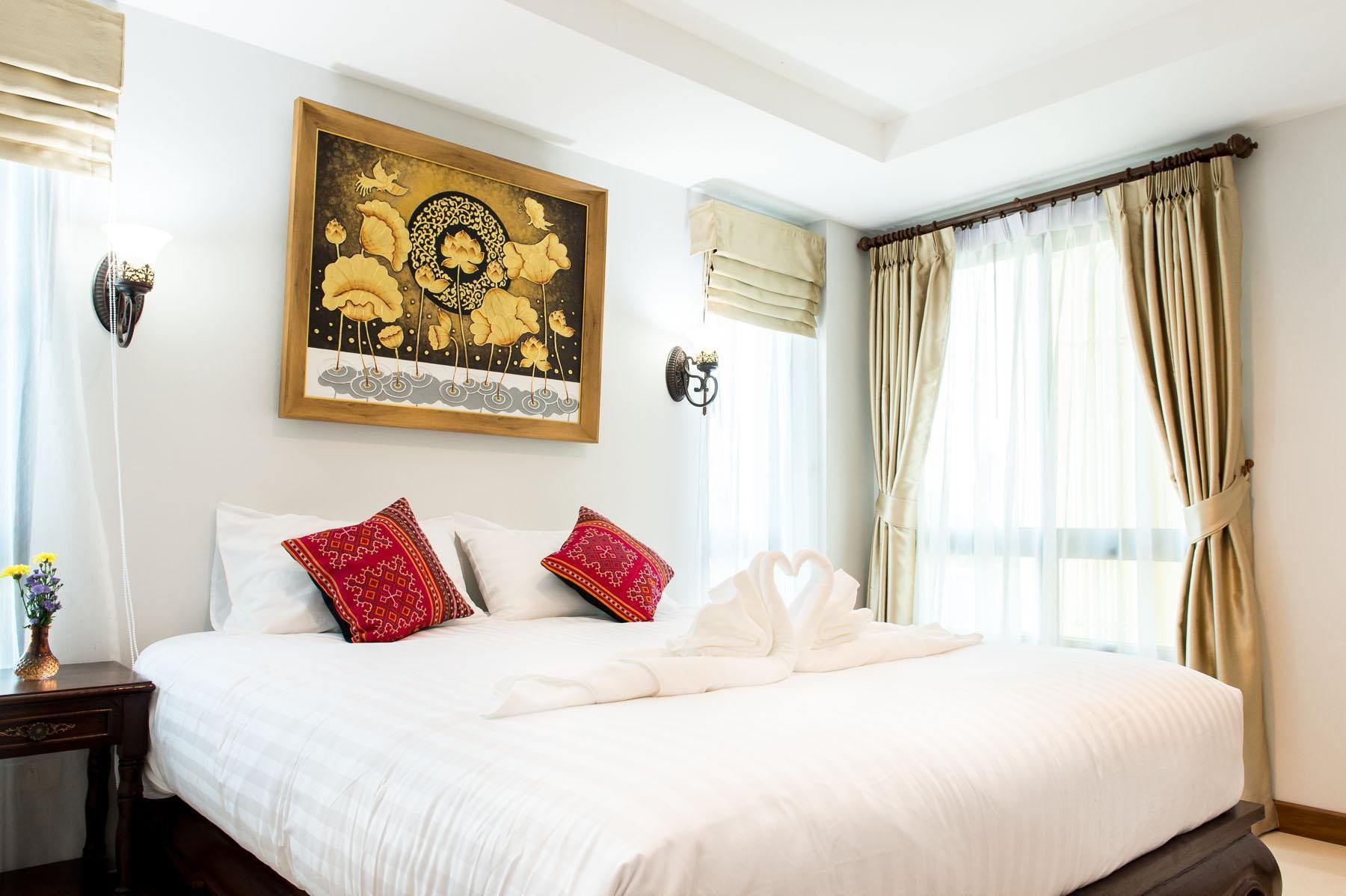 Deluxe Room with King Bed