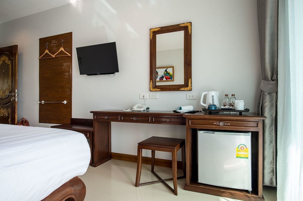 Villa Thai Orchid - Adults Only Deluxe King Room 2