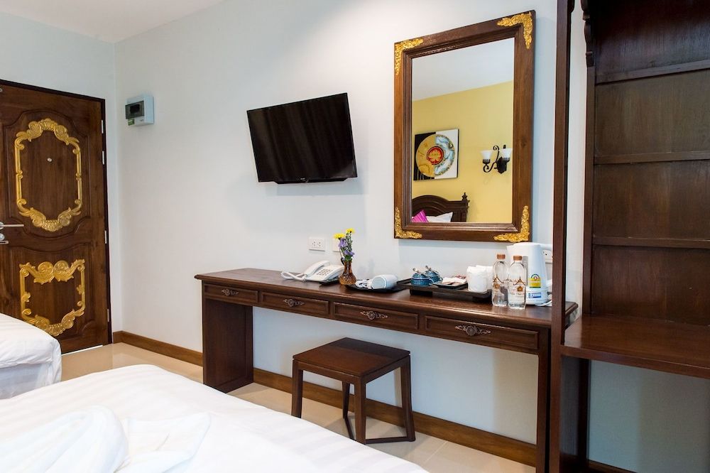 Villa Thai Orchid - Adults Only Deluxe Twin Room 4