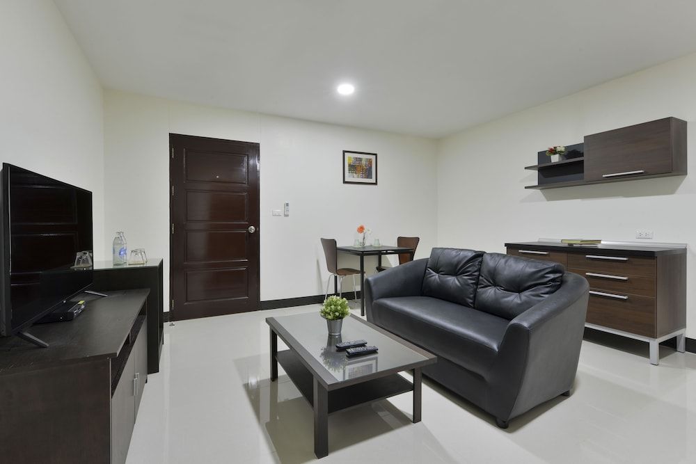 Studio Residence Sukhumvit 71 Deluxe Suite 10