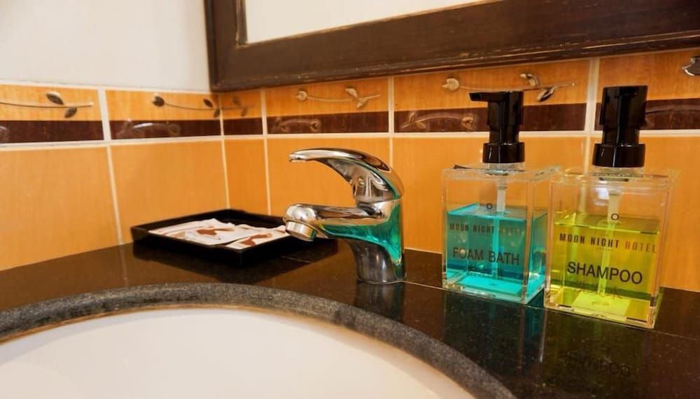 The Moon Night Ao nang Hotel Superior Twin Room (No Window) 4