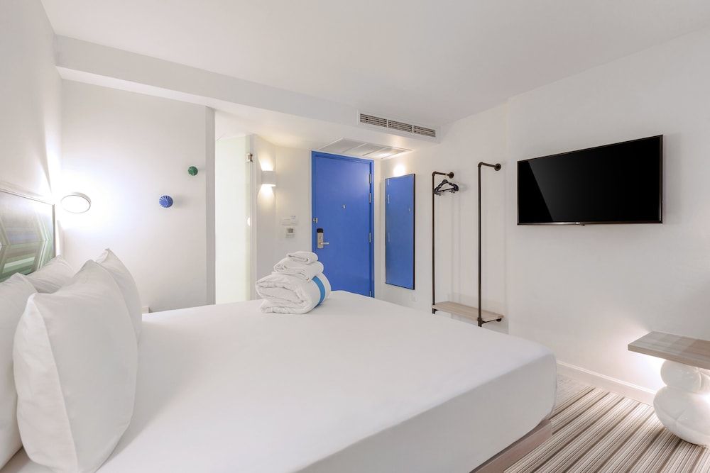 COSI Samui Chaweng Beach Room, 1 King Bed (COSI) 4