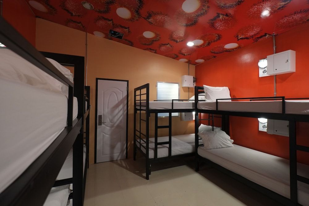 Everyday Bangkok Hostel @Khaosan 10-Bed Mixed Dormitory with Shared Bathroom