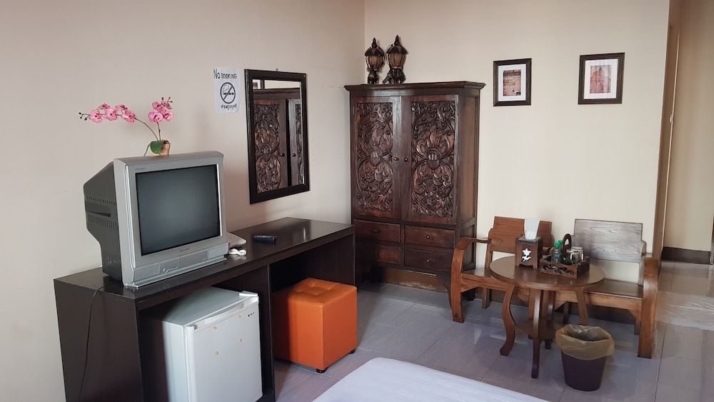 May I Inn Standard Double Room 11