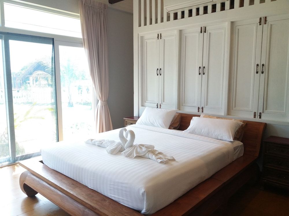 Deluxe House