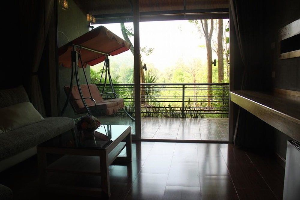 Baan Alisa Bed and Breakfast Suite 6