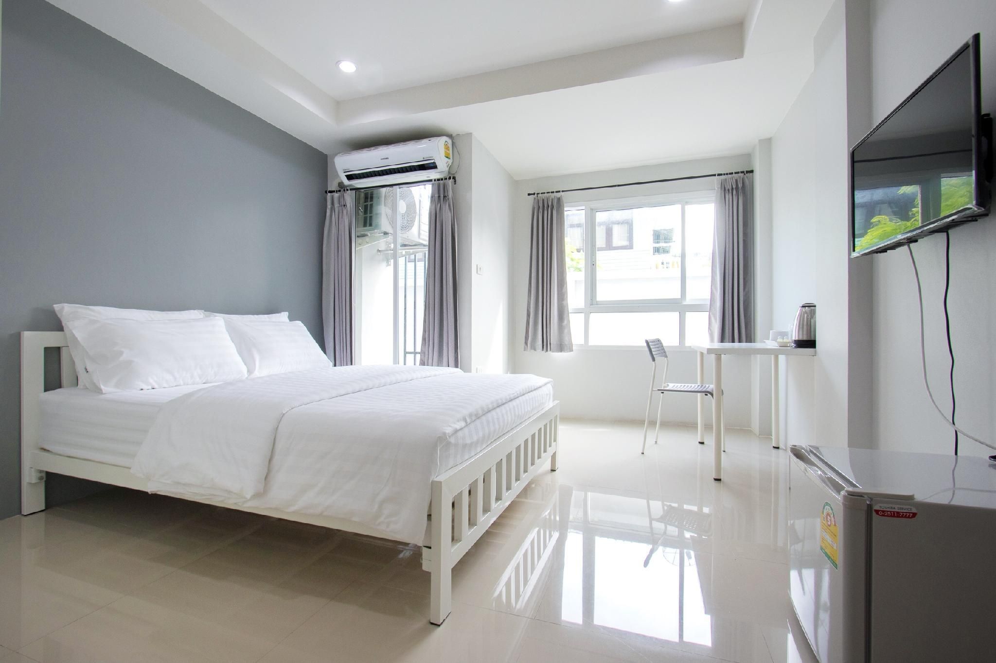 NW Apartment Lasalle 59 Studio Apartments 3