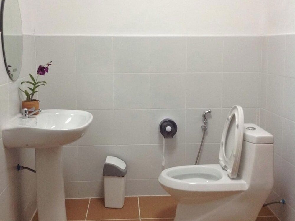 Coconut Home Resort Family Room 3