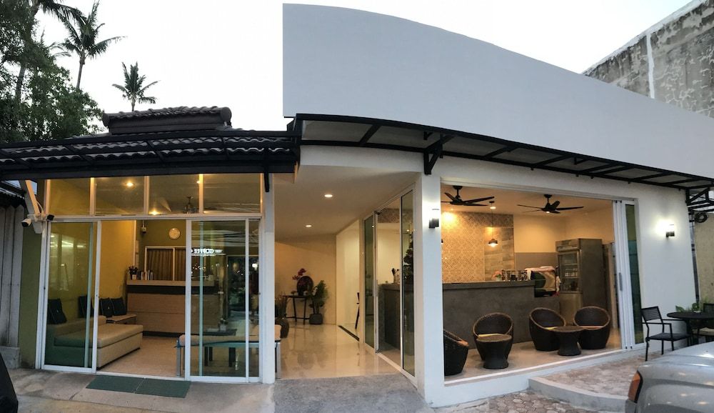 undefined Capricorn Village 5