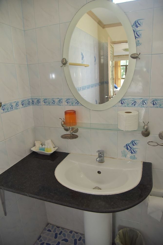 Baan P'Mike Resort Pranburi Deluxe Room 13