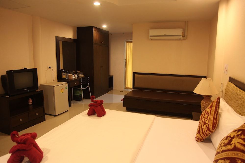 undefined Naiyang Seaview Place 7