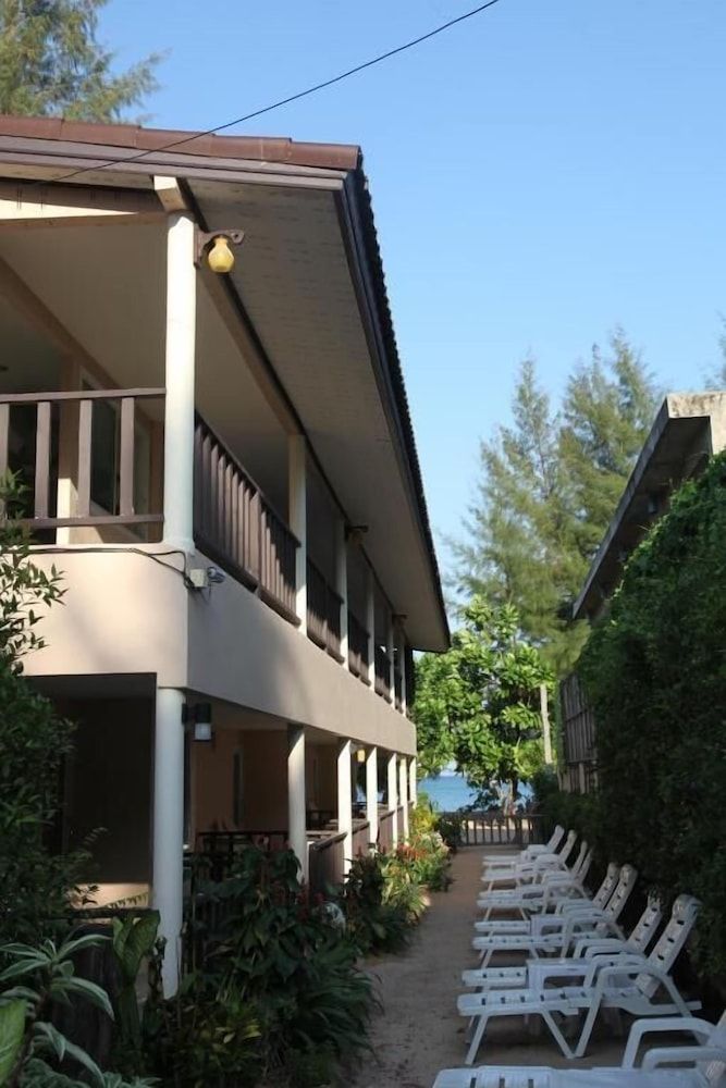 undefined Naiyang Seaview Place 3