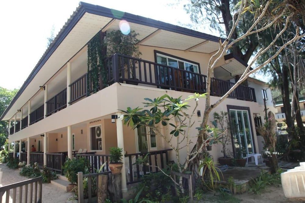 undefined Naiyang Seaview Place 2