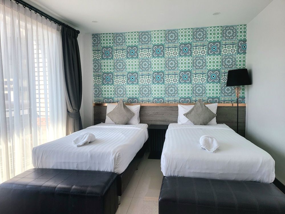 undefined Irin Beach Cha - am