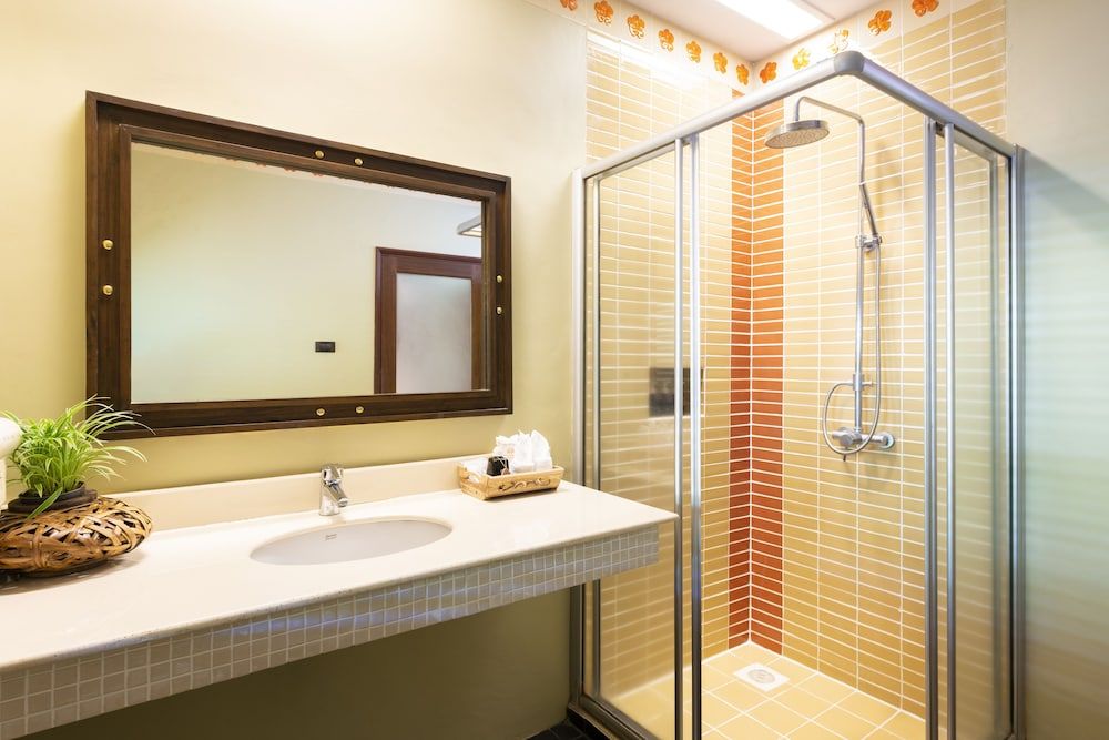 Khaolak Bay Front Resort Deluxe Room 6