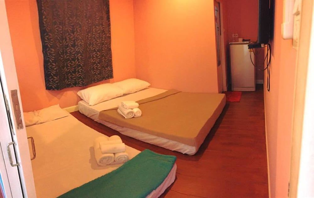 Se Sun Amphawa Standard Double Room 5