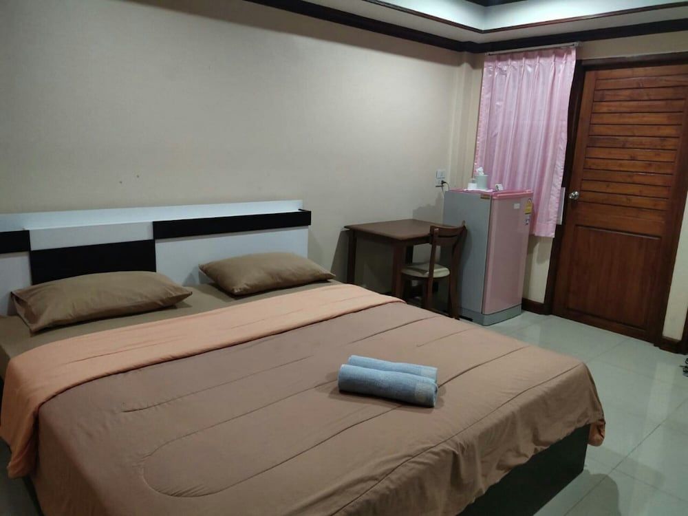 Tree House Chachoengsao Deluxe Double Room, 1 Double Bed 2