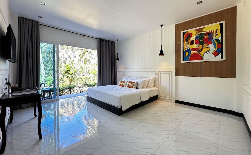 Koh Kood BED's Deluxe Double Room, 1 Double Bed, Garden View 8