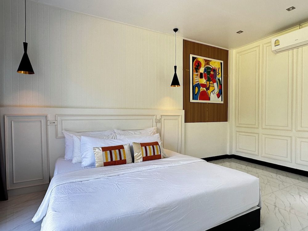 Koh Kood BED's Deluxe Double Room, 1 Double Bed, Garden View 5