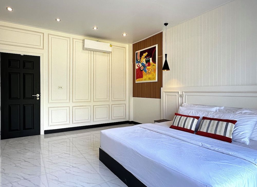Koh Kood BED's Deluxe Double Room, 1 Double Bed, Garden View 4