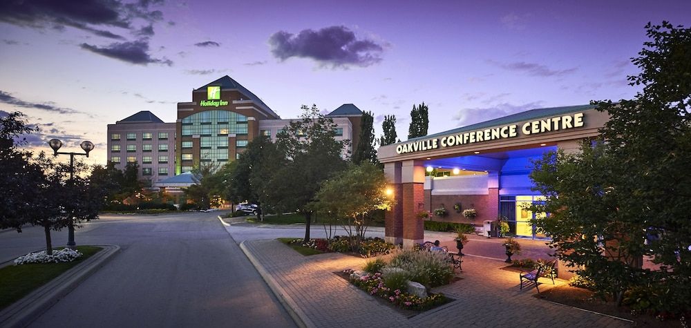 undefined Holiday Inn Hotel & Suites Oakville @ Bronte by IHG 8